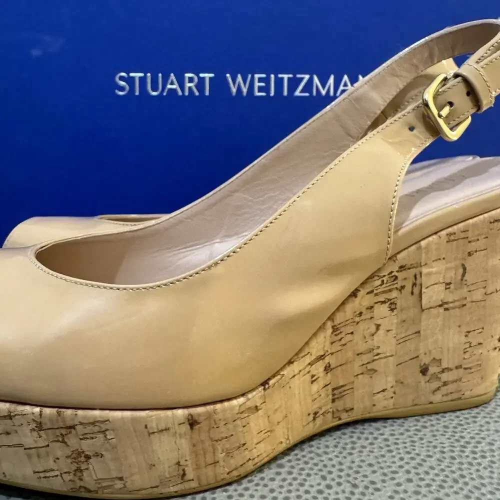 STUART WEITZMAN AUTH $399 Women Beige Patent Leather Jean Wedge Sandals Size 9 M